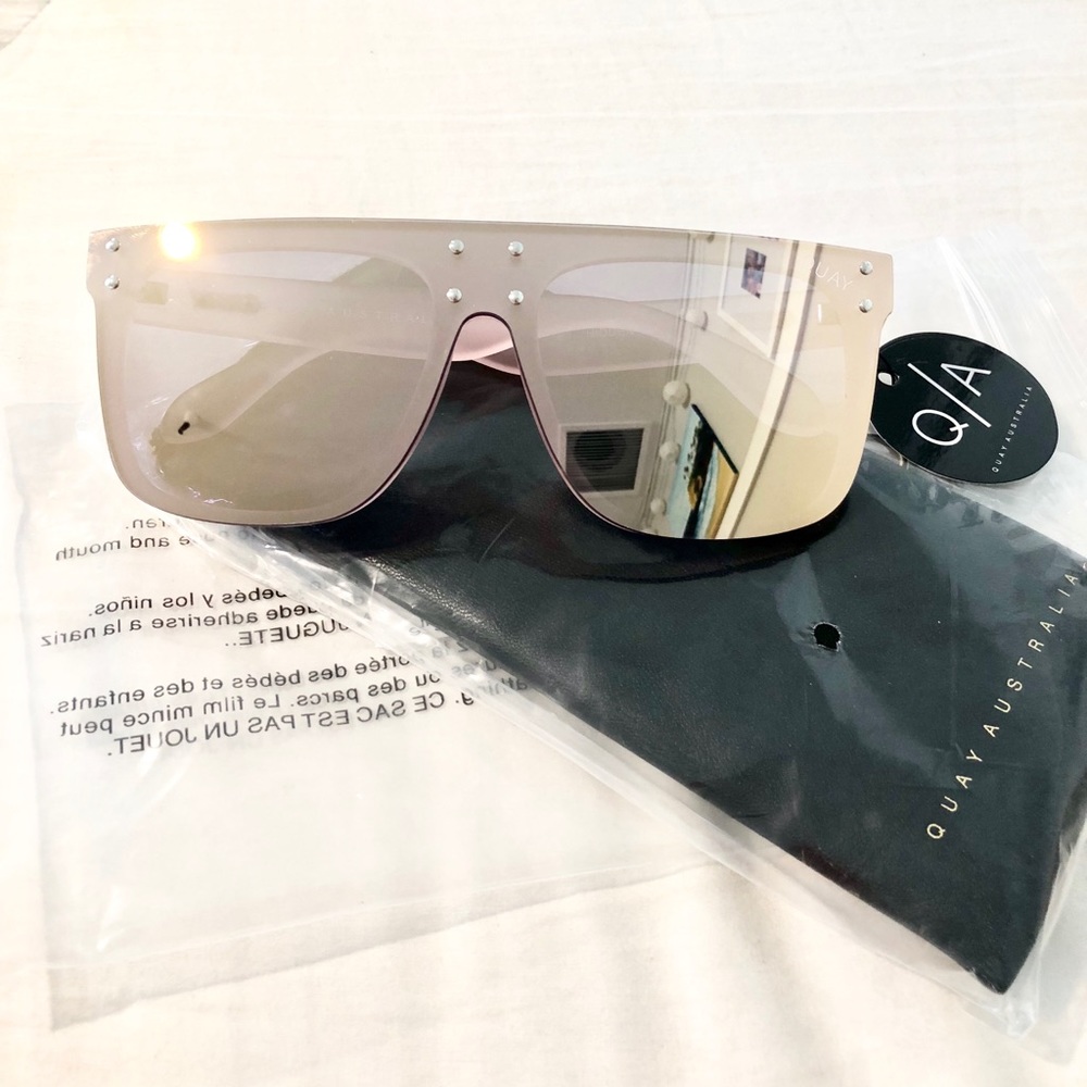 Quay Australia Pink Hidden Hills Sunglasses